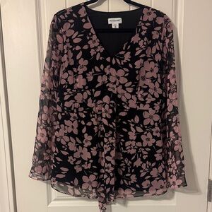 Motherhood maternity floral blouse.  Size L
